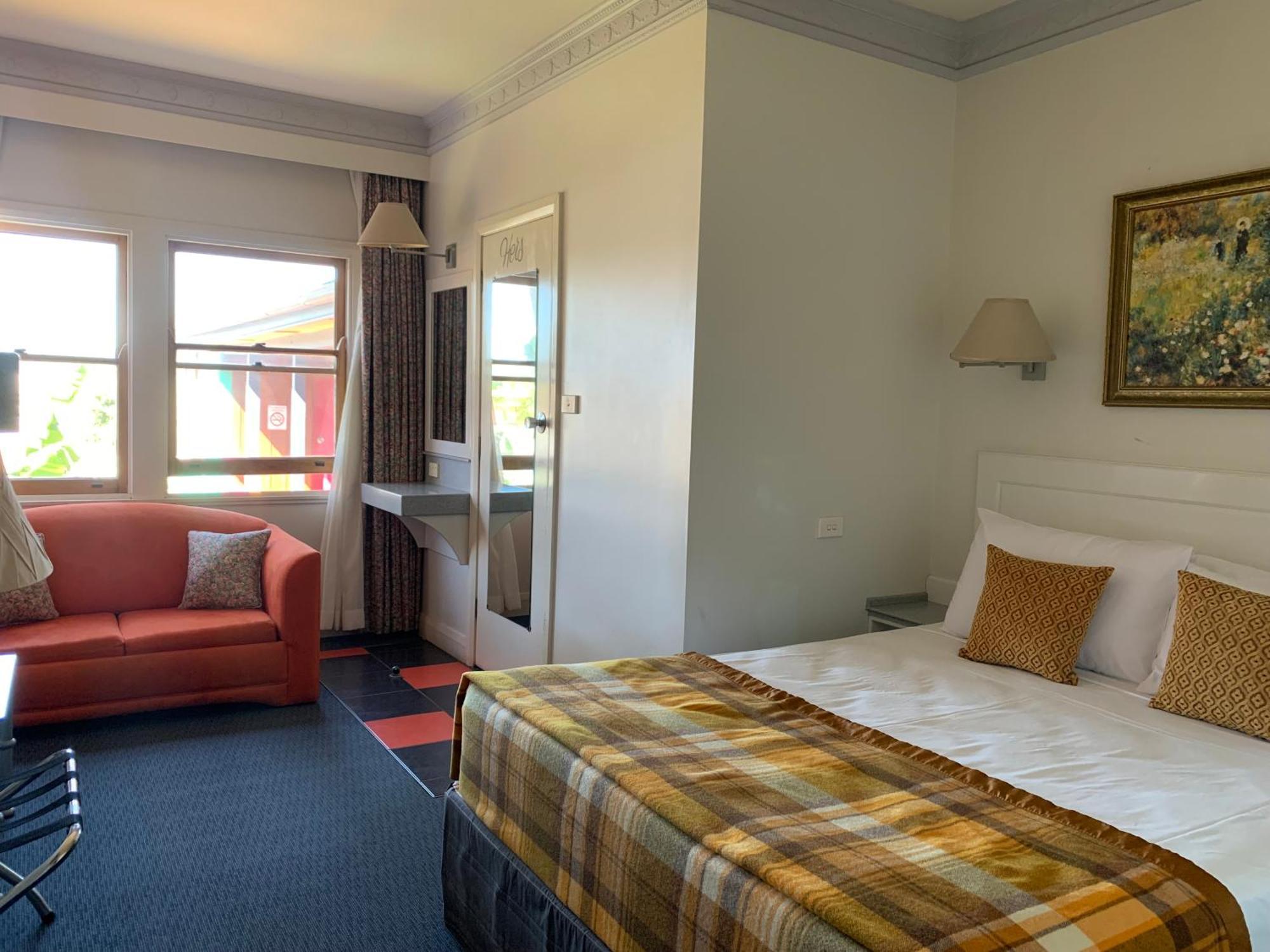 Moruya Monarch Hotel Eksteriør billede