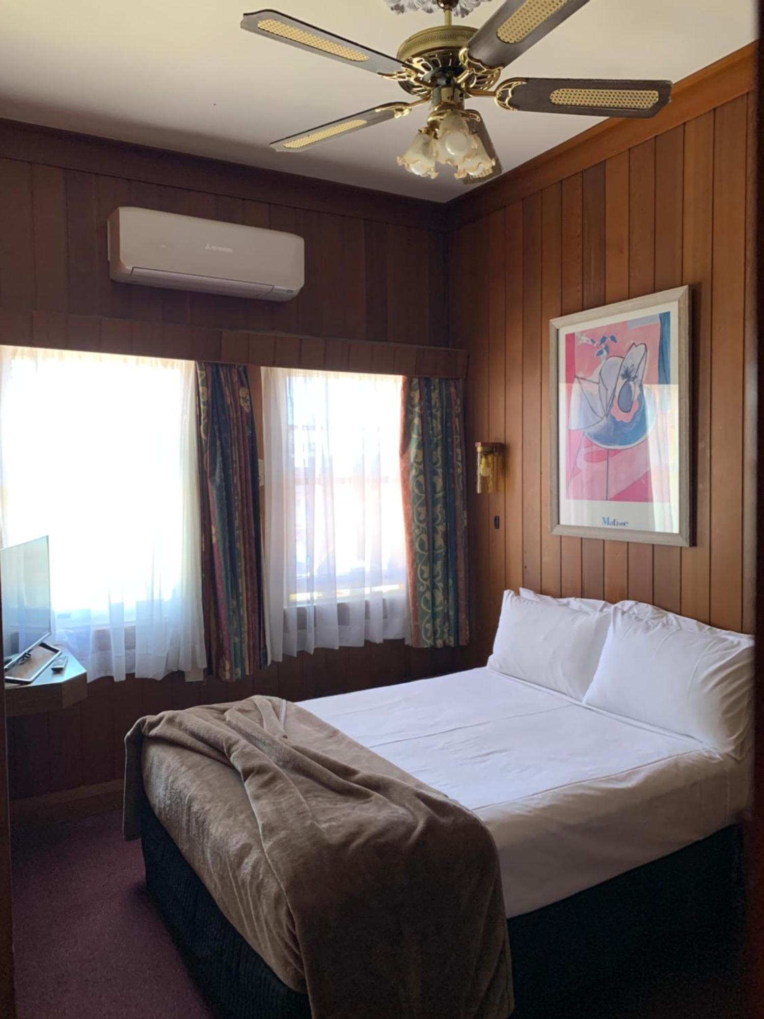 Moruya Monarch Hotel Eksteriør billede